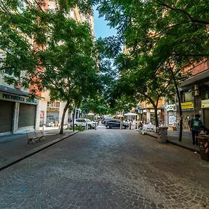 https://alice-in-wonderland-naples.hotels-amalfi.com